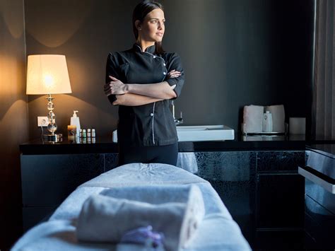 massage therapy careers.